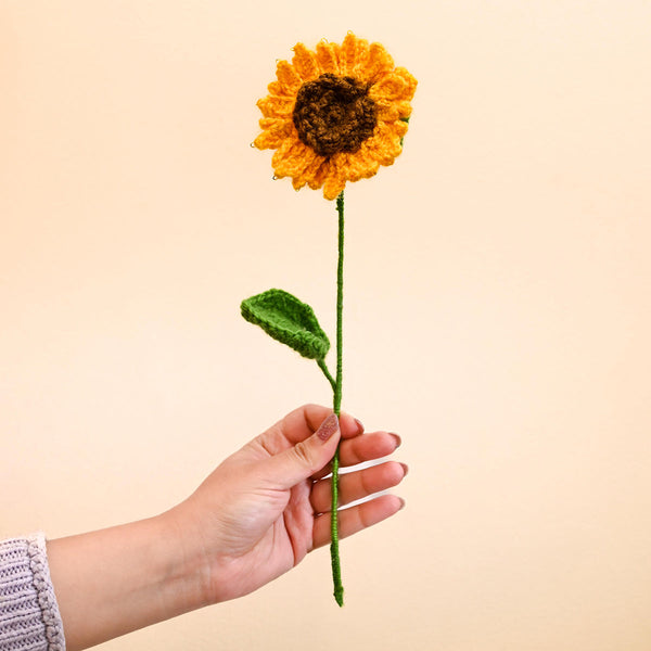 Sunflower & Lisianthus Crochet Flowers | Red & Yellow | 5 Pcs