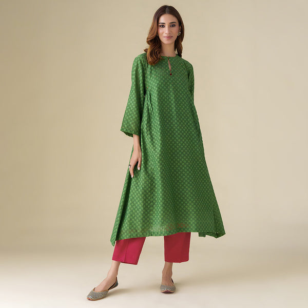 Chanderi Silk Kurta with Slip | Green | Hand Embroidered