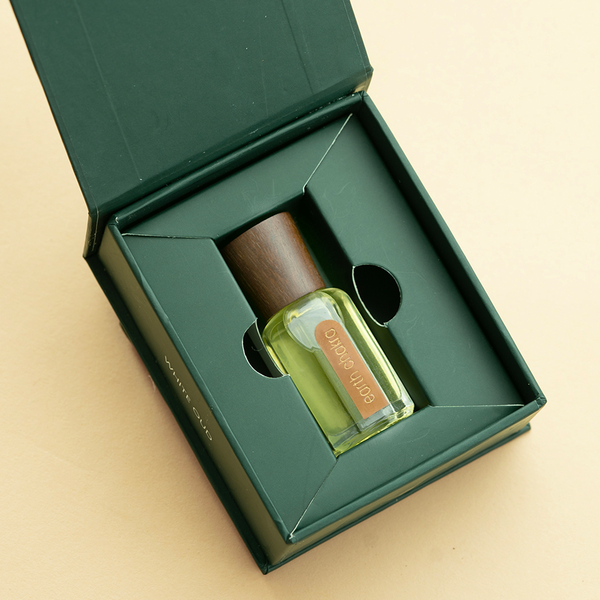 White Oud Attar | 12 ml | Long-lasting | Roll On