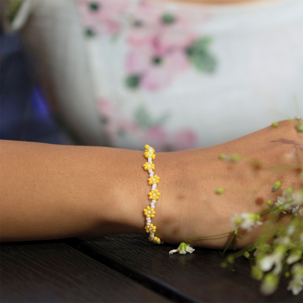 Handmade Bracelet for Women | Recyclable Glass Beads | Yellow | Adjustable