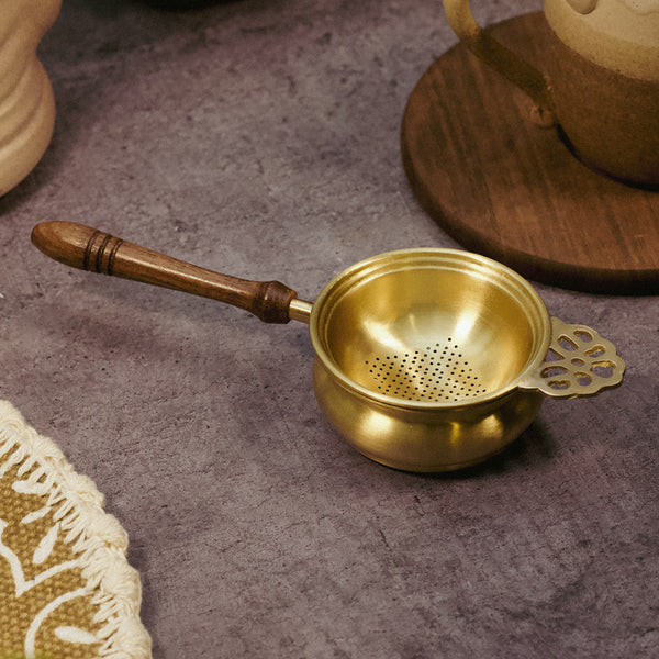 Brass Wide Tea Strainer with Resting Pot | Matte Finish | Gold | 2 Pcs