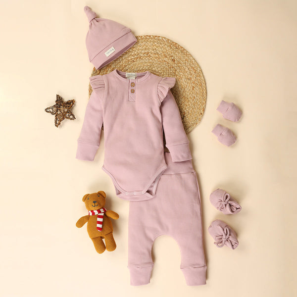 Organic Cotton Baby Clothes Set | Bodysuit with Pants | Mittens & Booties | Beanie | Pink Blush