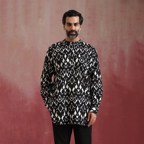 Cotton Cambric Black Ikat Kurta Set | Black & White