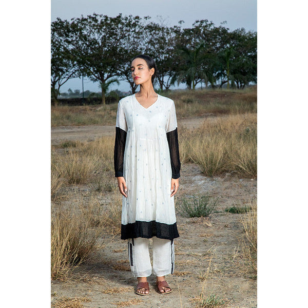 Handcrafted Silver Dot Gathered Kurta