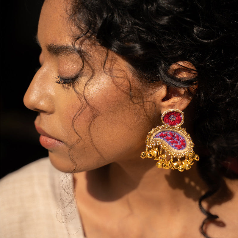 Handmade Thread Work Motifs Paisley Earrings