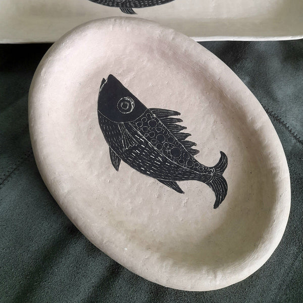 Paper-Maiche Serving Platter | Fish Design | Off White | Set of 2