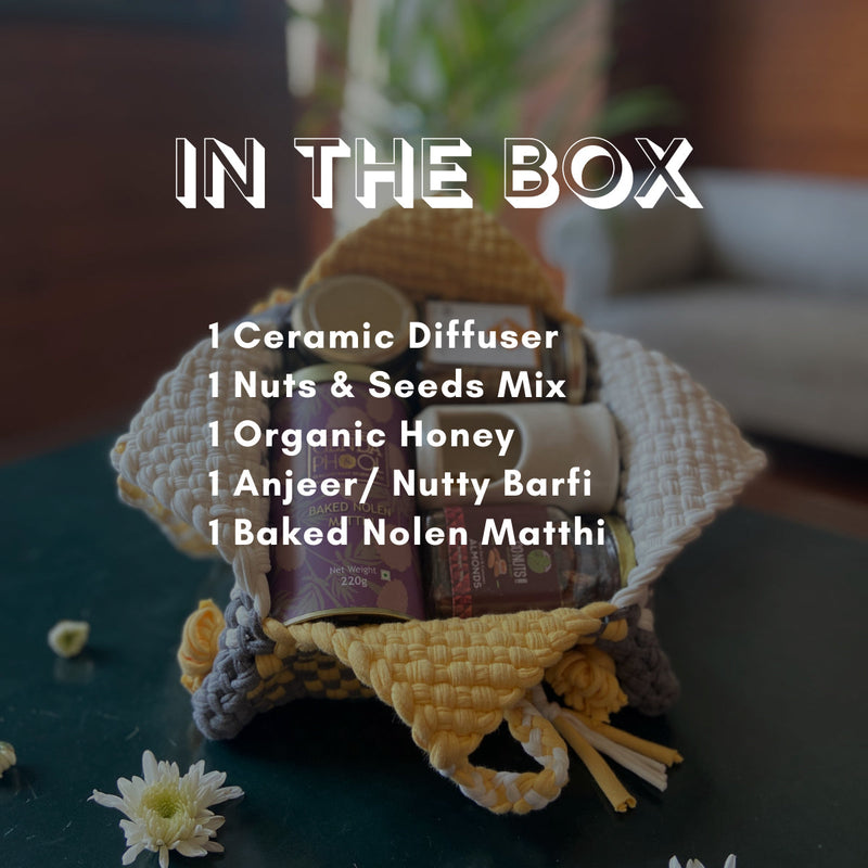 Festive Gift Box | Ceramic Diffuser | Organic Honey | Baked Matthi | Set of 5
