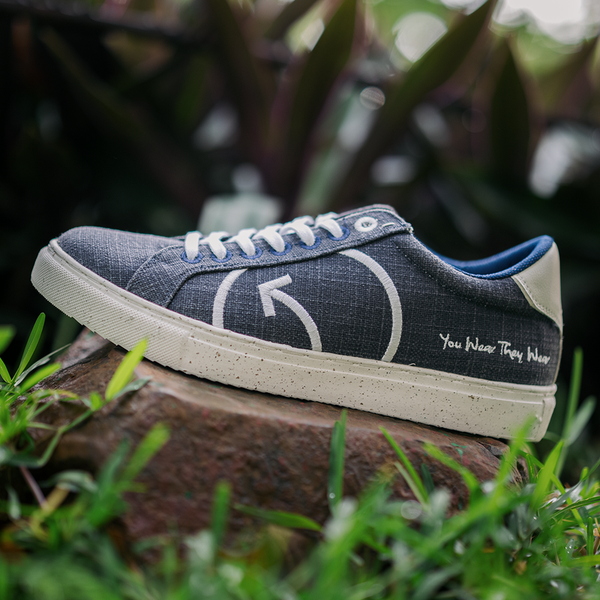 Organic Canvas Sneakers for Men | Navy Blue