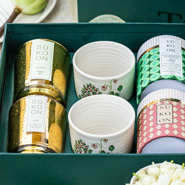 Festive Gifts | Corporate Hampers | Scented Candle | Cookies & Nuts | Green Tea | Set of 3