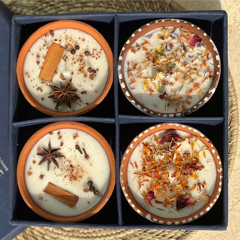 Festive Gift Box | Soy Wax Scented Candle | Spicy & Floral Fragrance | Set of 4