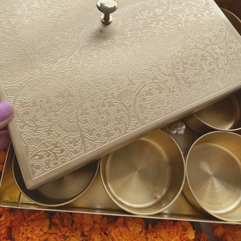 Brass Masala Box | 9 Spice Containers | Gold | 19 cm