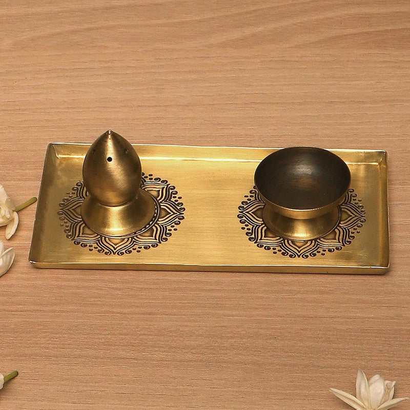 Festive Gifts | Pooja Gift Set | Alpana Brass Thali, Diya & Incense Stick Holder