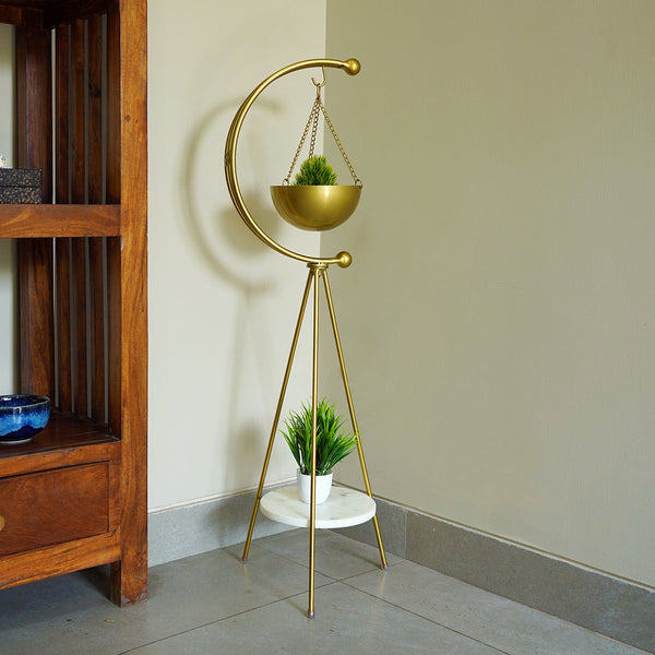 Iron Vertical Planter | Tripod Design | Gold | 36 inches.