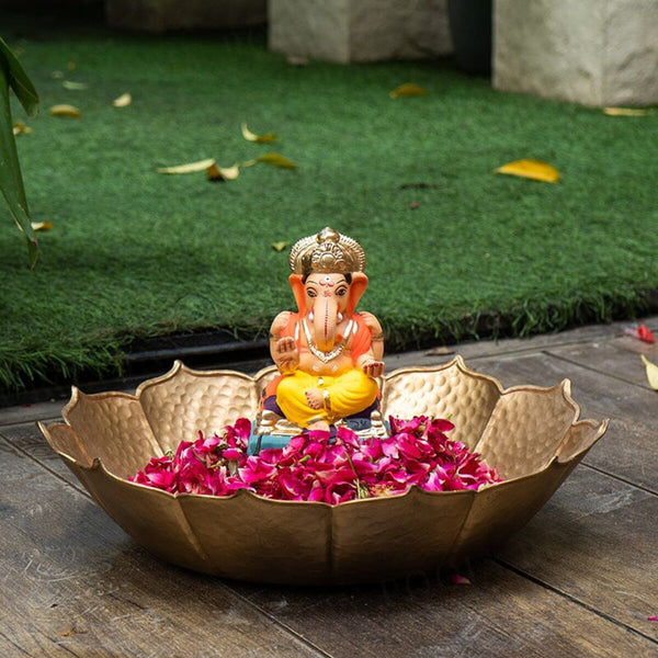 Lord Ganesh Idol | Eco Friendly Ganpati Idol | Clay | Vighnaharta Ganesh | 6 inches