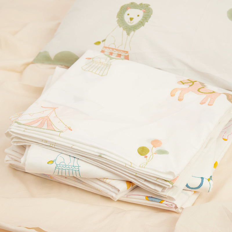 Cotton Bedsheet Set for Kids | Jungle Print | White & Pink