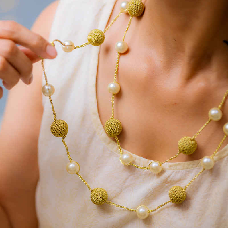 Wooden Beaded Metallic Thread Necklace | Gold