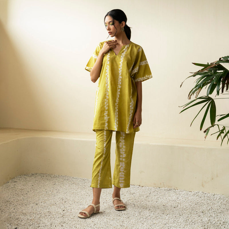 Cotton Short Kurta for Women | Oversized | Tie-Dye | Green