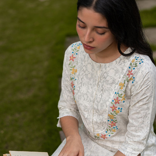 Linen Embroidered Kurta for Women | Handblock Print | White