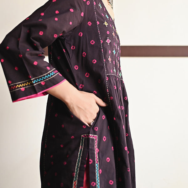 Cotton Bandhani Kurta for Women | Black | Hand Embroidered