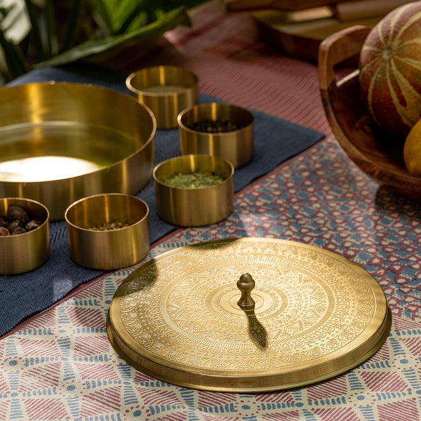 Brass Masala Box with Lid | 7 Containers | Golden | 21 cm.