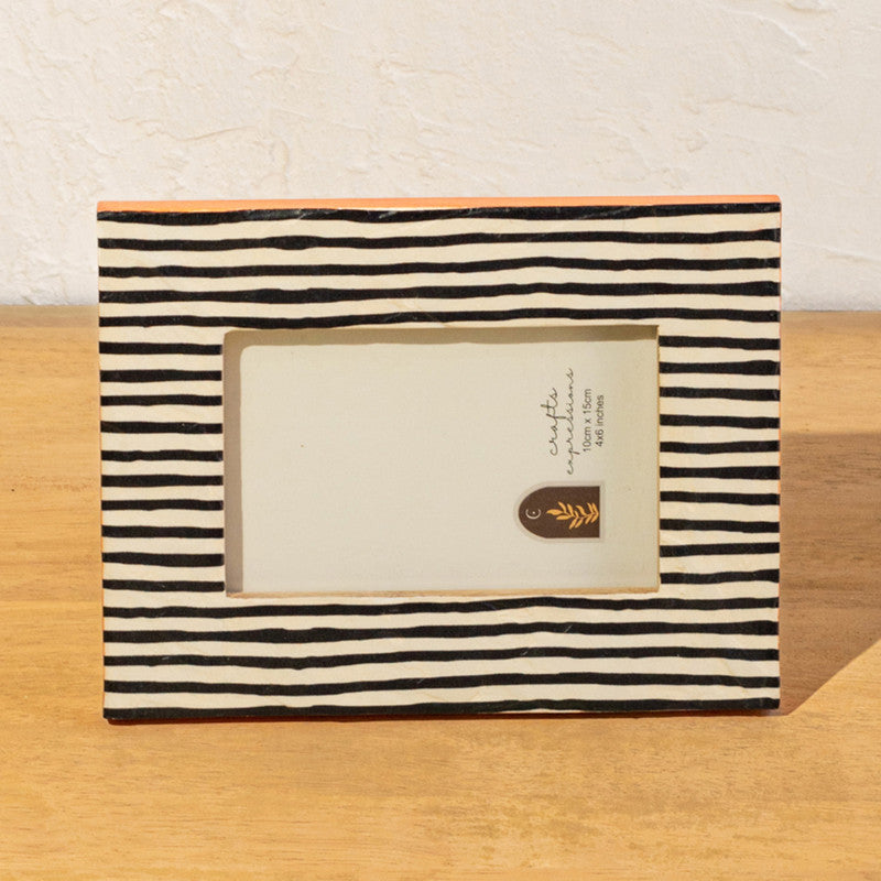 Wooden Photo Frame | Striped | Black & White | 4 x 6 inches