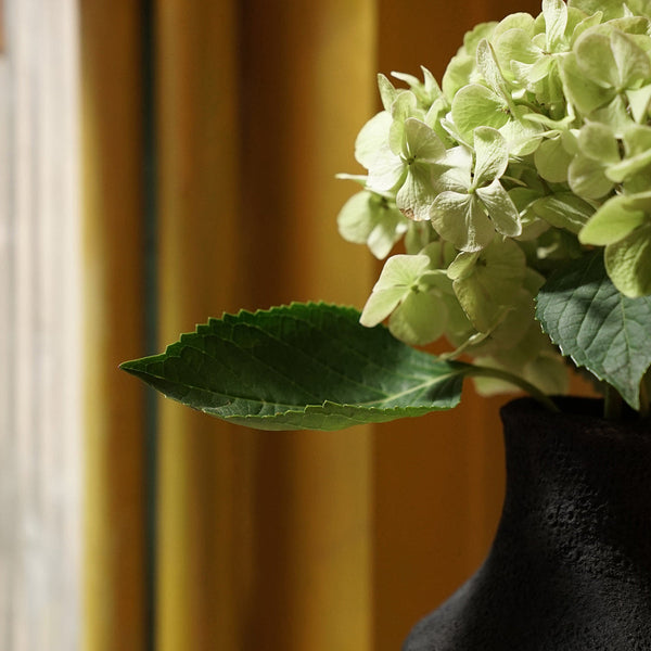 Longpi Pottery Flower Vase | Black