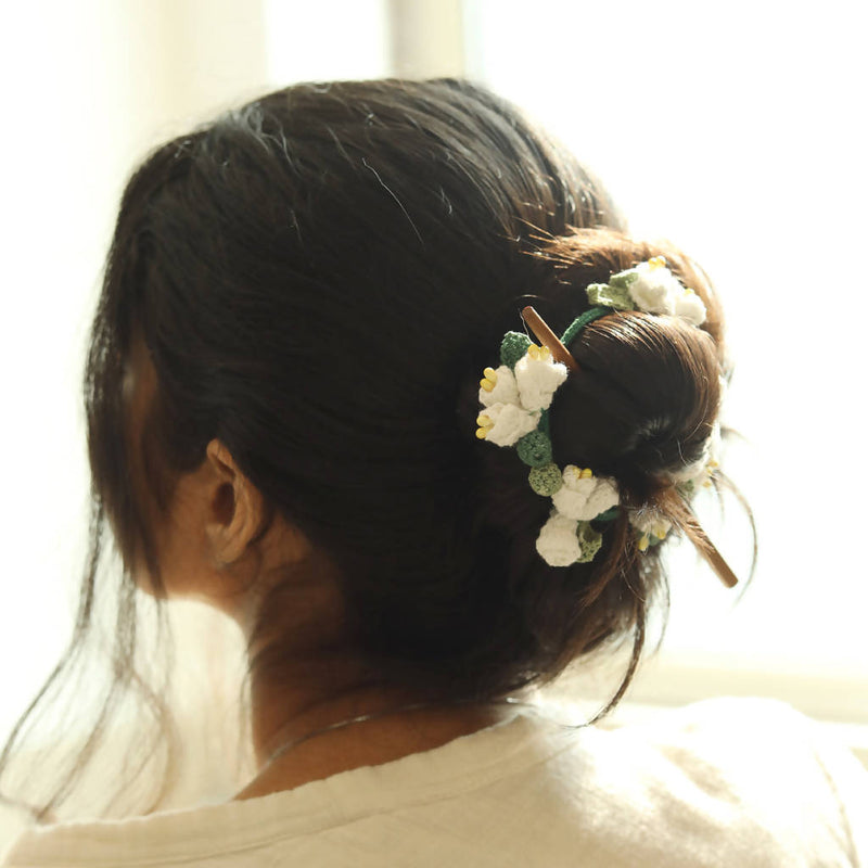 Cotton Yarn White Jasmine Crochet Hair Accessory