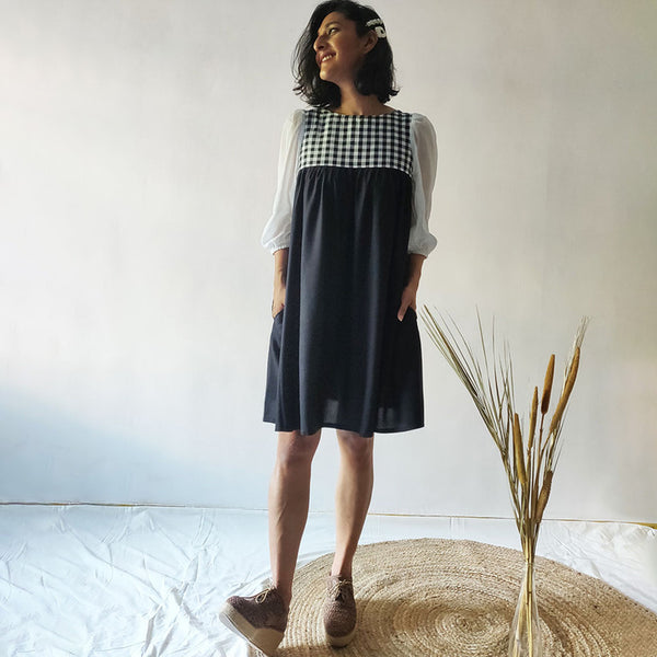 Cotton Flared Dress | Black