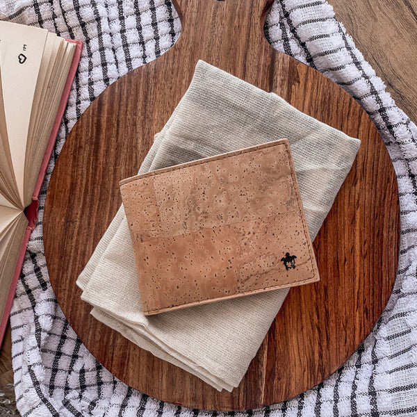 Cork Bifold Wallet | Tan Brown.