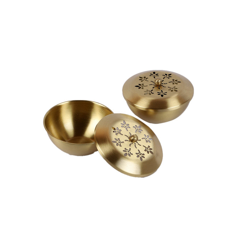 Brass Nut Bowls With Lid | Set of 2 | Gold.