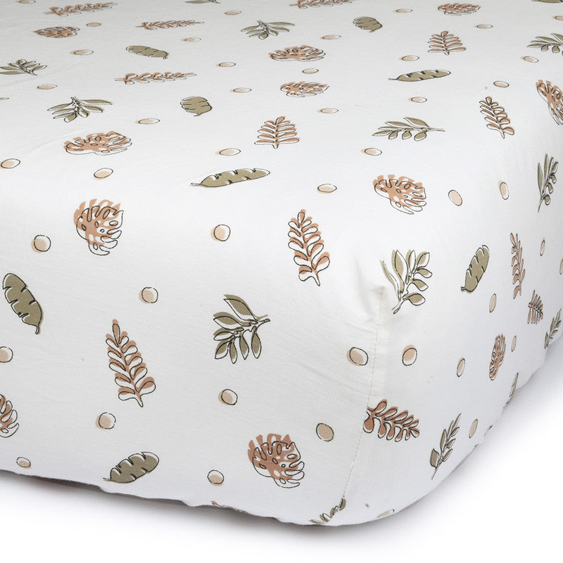 Fitted Sheet for Baby Crib | Organic Cotton & Natural Dyes | Leaf Print | White