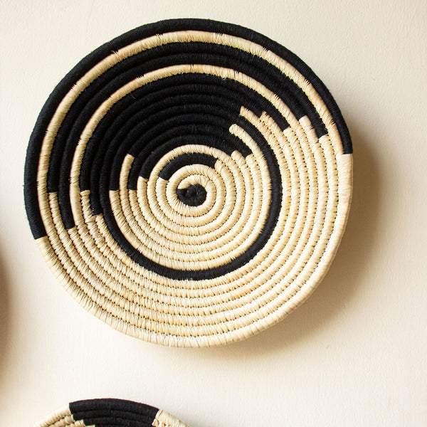 Natural Grass Wall Decorative Baskets | Beige & Black | Set of 3