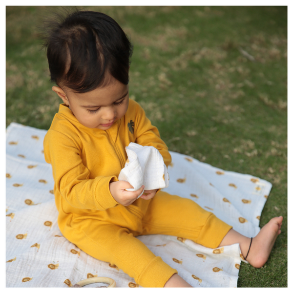 Newborn Baby Gifts | Clothing & Accessories Set | Organic Cotton Muslin | Pack of 11