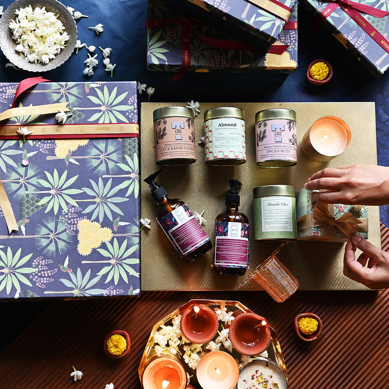 Festive Gift Box | Pack of 8