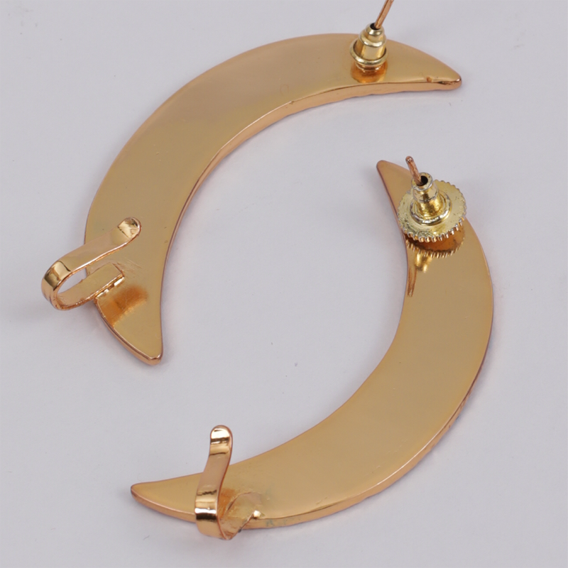 Ear Cuff Earrings | Crescent Moon Design | Gold Toned