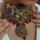 Kundan Stone Necklace | Gold & Green