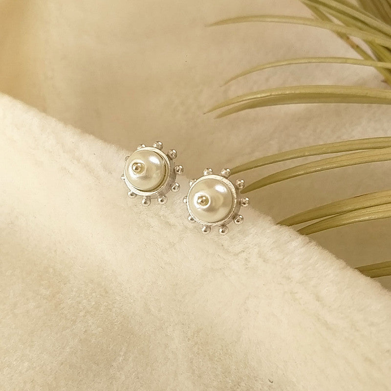 Pearl Stud Earrings | Brass & Glass | Silver