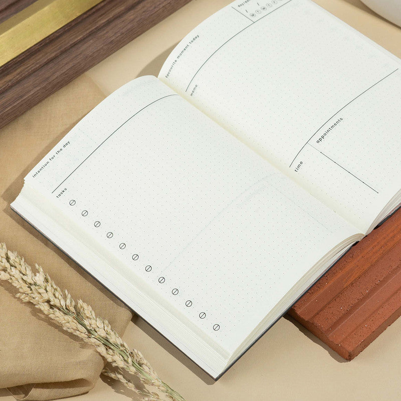 Daily Planner Diary | Banana Cotton Paper | 160 Pages | Yellow