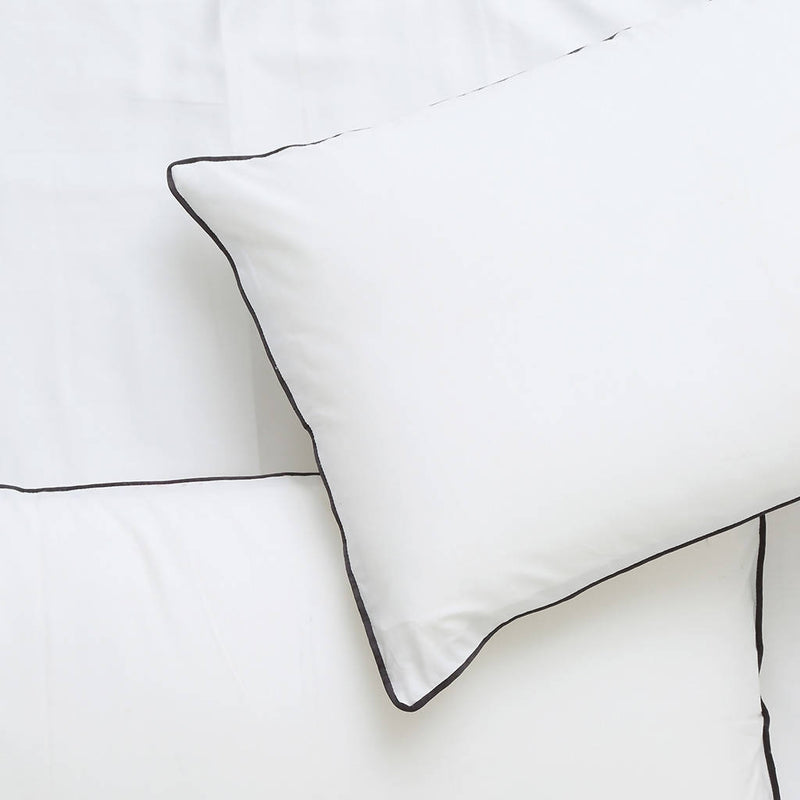 Organic Cotton Piping Detailed Duvet Cover Set | White